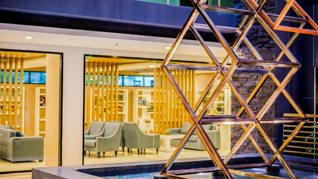 The Star Hill Condo Luxury Suites Chiang Mai Eksteriør bilde